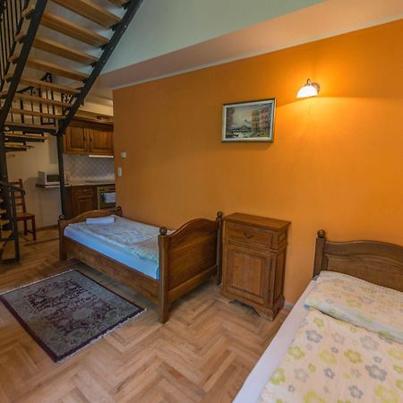 Apartment House Pater Шиофок Экстерьер фото