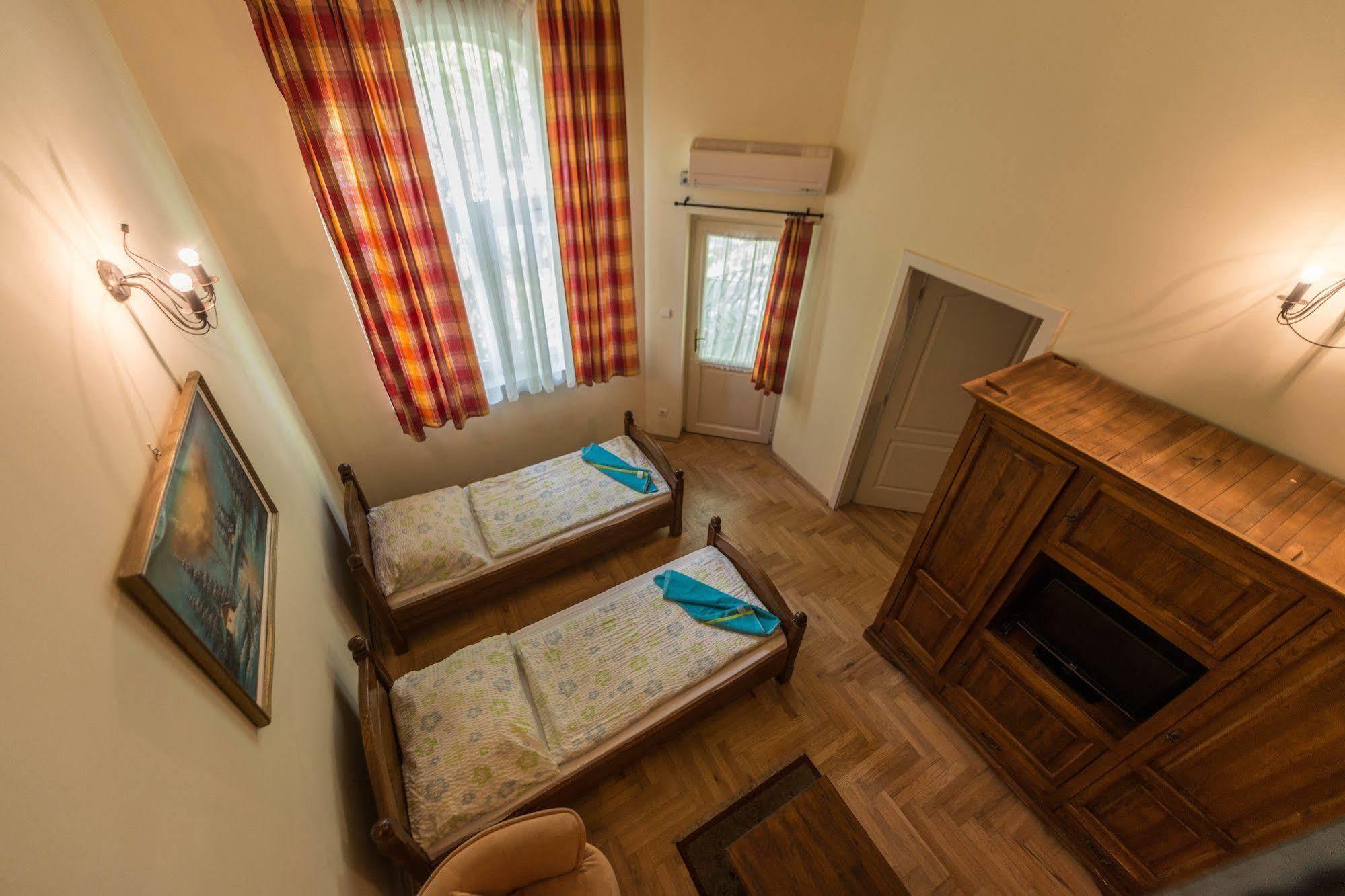 Apartment House Pater Шиофок Экстерьер фото
